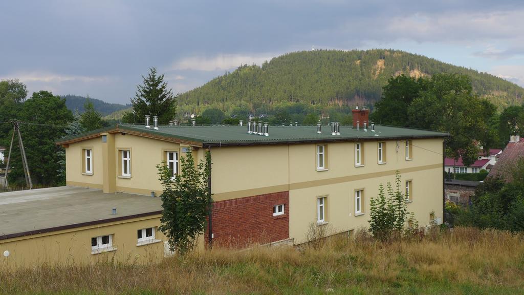Dom Goscinny Brama Sudecka Lubawka Exterior foto